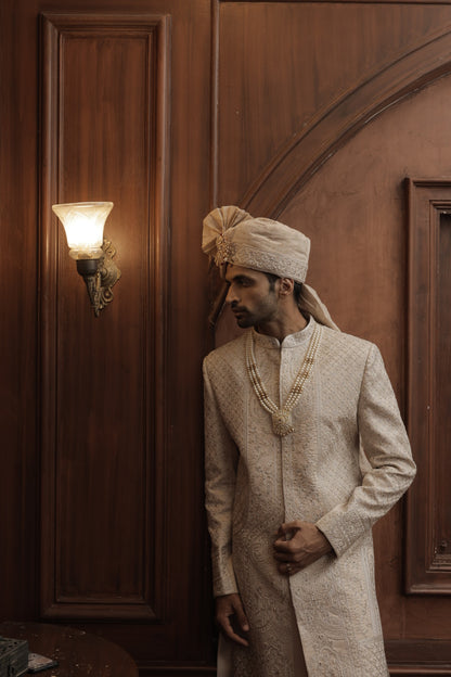 Crown yourself in centuries of craftmanship
